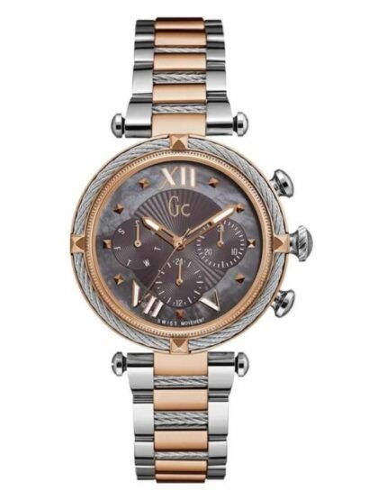 MONTRE Guess Collection Gc Cablechic Y16015L5 د.م.7,200.00 د.م.2,500.00 Marque: Guess Collection Modèle: Cablechic Boîtier: Diamètre : 36mm Epaisseur : 11.1 mm Acier inoxydable Argent, doré Cadran: Verre : Minéral * Gris Bracelet: Largeur : 20 mm Acier inoxydable Argent, doré Etanchéité: 100 m (10 ATM) Type de boucle: Boucle déployante Détails techniques: Dateur