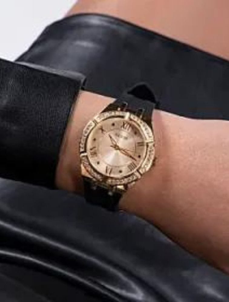 Montre Femme Guess Cosmo GW0034L1 – Élégance Or et Noir avec Cristaux – Image 7