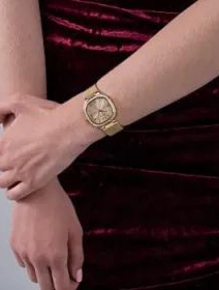 Montre Guess GW0354L2 Femme – Dorée Maille & Strass Élégance Chic – Image 5