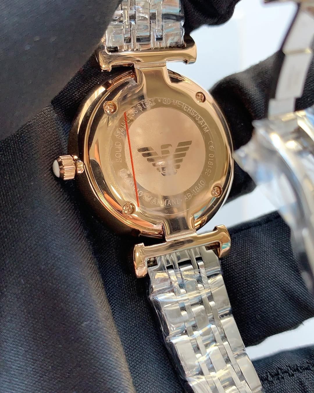 Montre Femme Emporio Armani Gianni T-bar AR1840 Bicolore Or Rose 32mm - الصورة 3