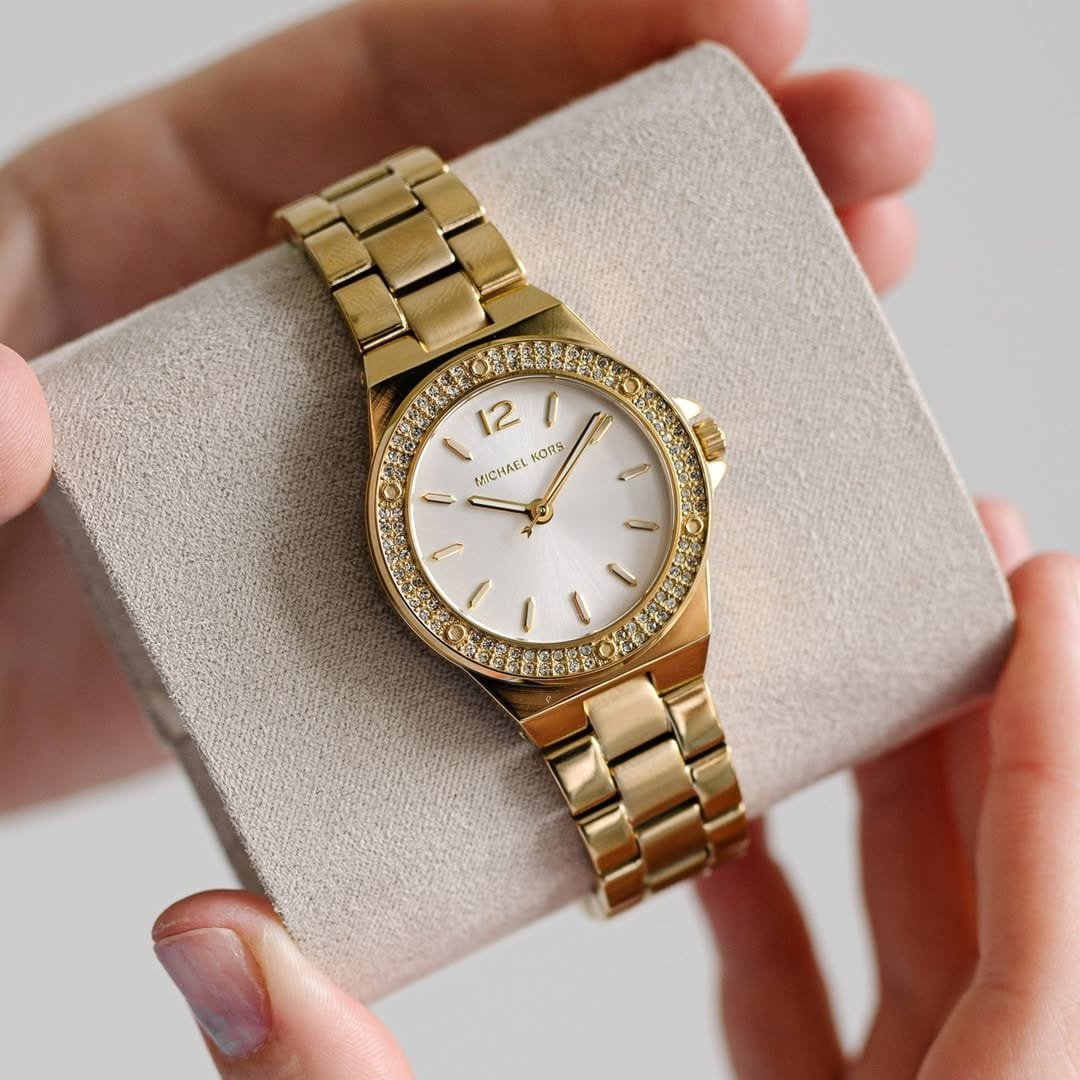 Montre Femme Michael Kors Petite Lennox MK7278 Dorée 33mm, Lunette Pavée et Cadran Nacre – Image 5