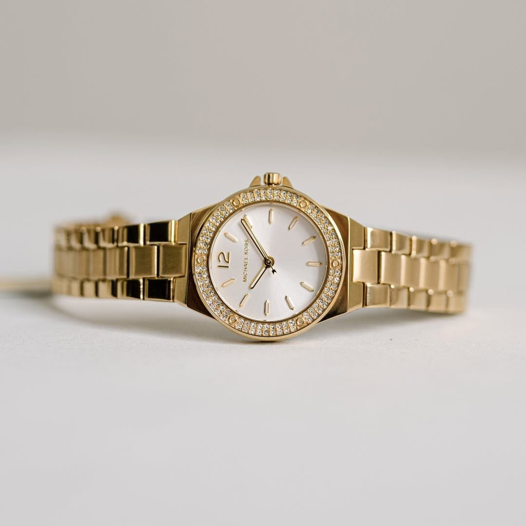 Montre Femme Michael Kors Petite Lennox MK7278 Dorée 33mm, Lunette Pavée et Cadran Nacre – Image 4