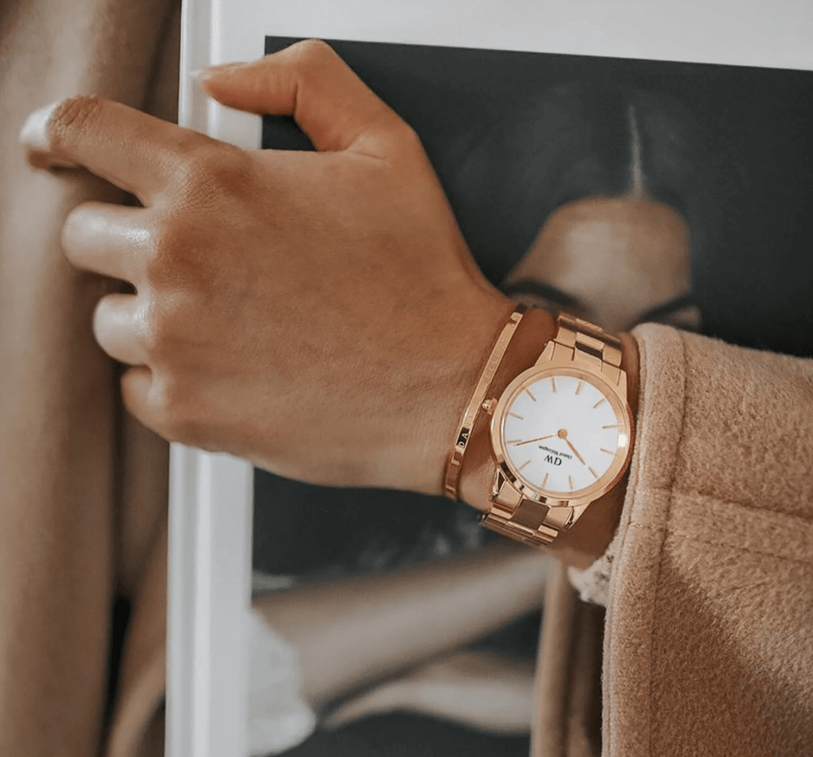 Montre Daniel Wellington Iconic Link 28mm Rose Gold – Cadran Blanc Bracelet Maillons Femme – Image 4