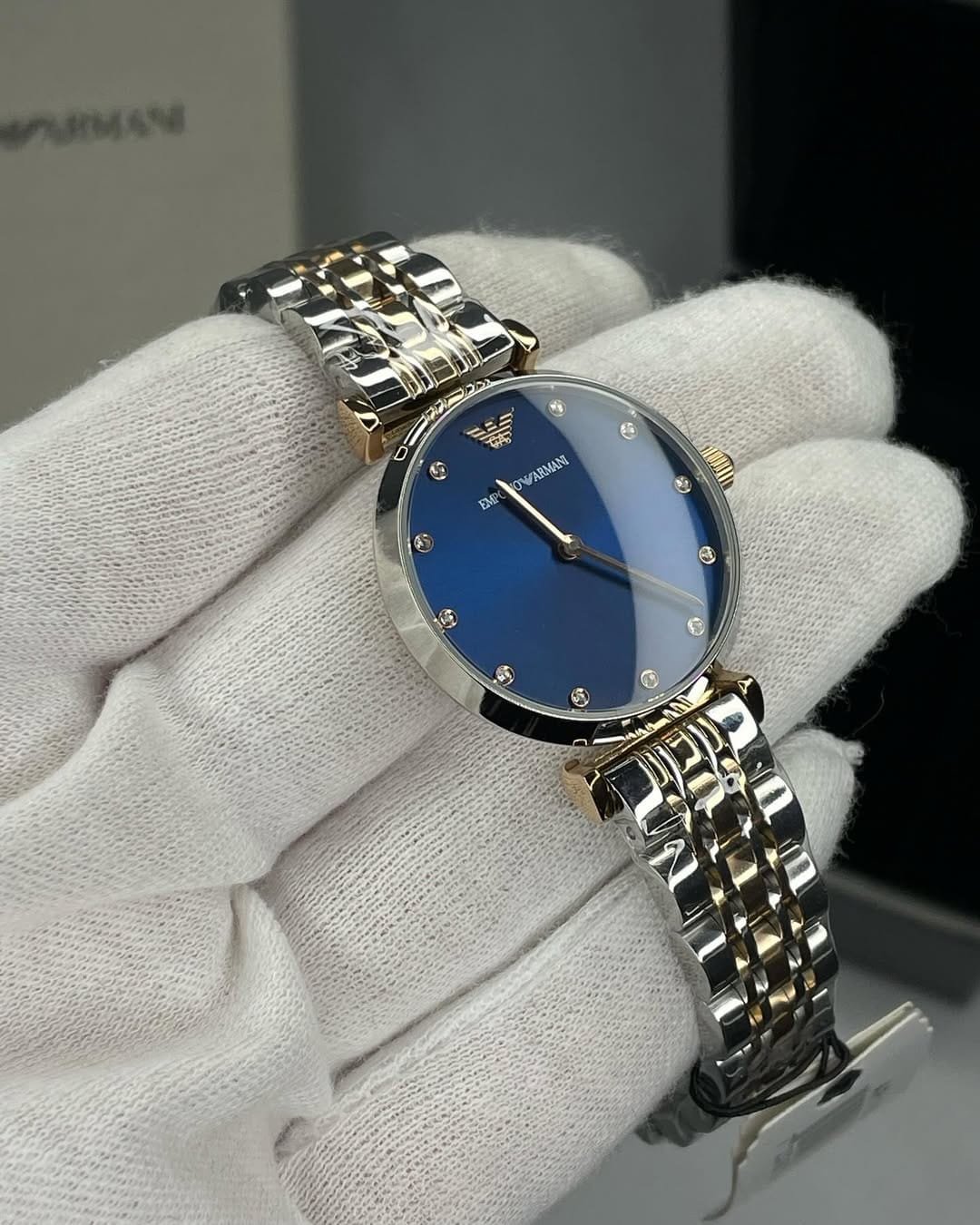 Montre Femme Emporio Armani AR11092 Bicolore Or Rose Cadran Bleu Marine 32mm – Image 3