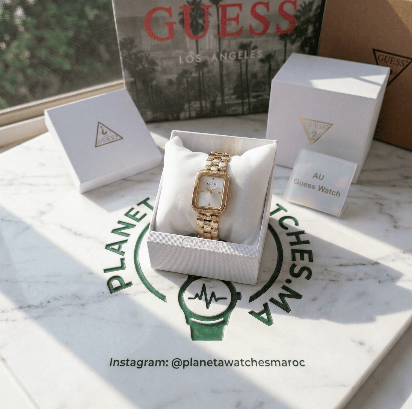 Montre Femme Guess GW0865L2 : L'Élégance Rectangulaire Dorée – Image 2