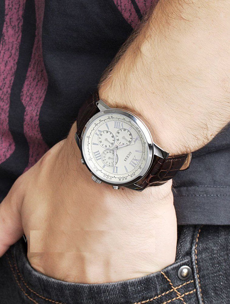 Montre Guess W0380G2 pour Homme – Élégance et Style intemporel – Image 3
