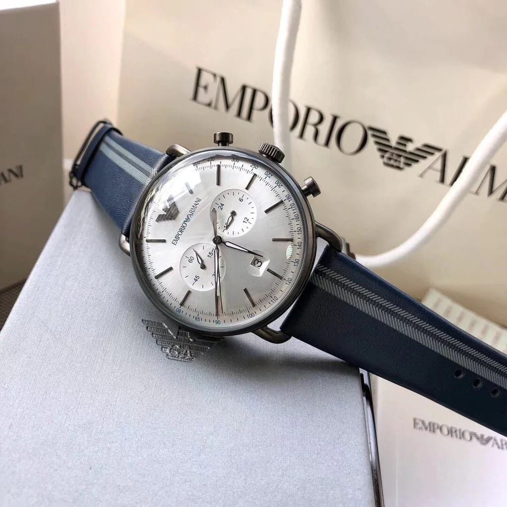 Montre Homme Emporio Armani AR11202 – Aviator Cadran Bleu & Maille Milanaise (43mm) - الصورة 3