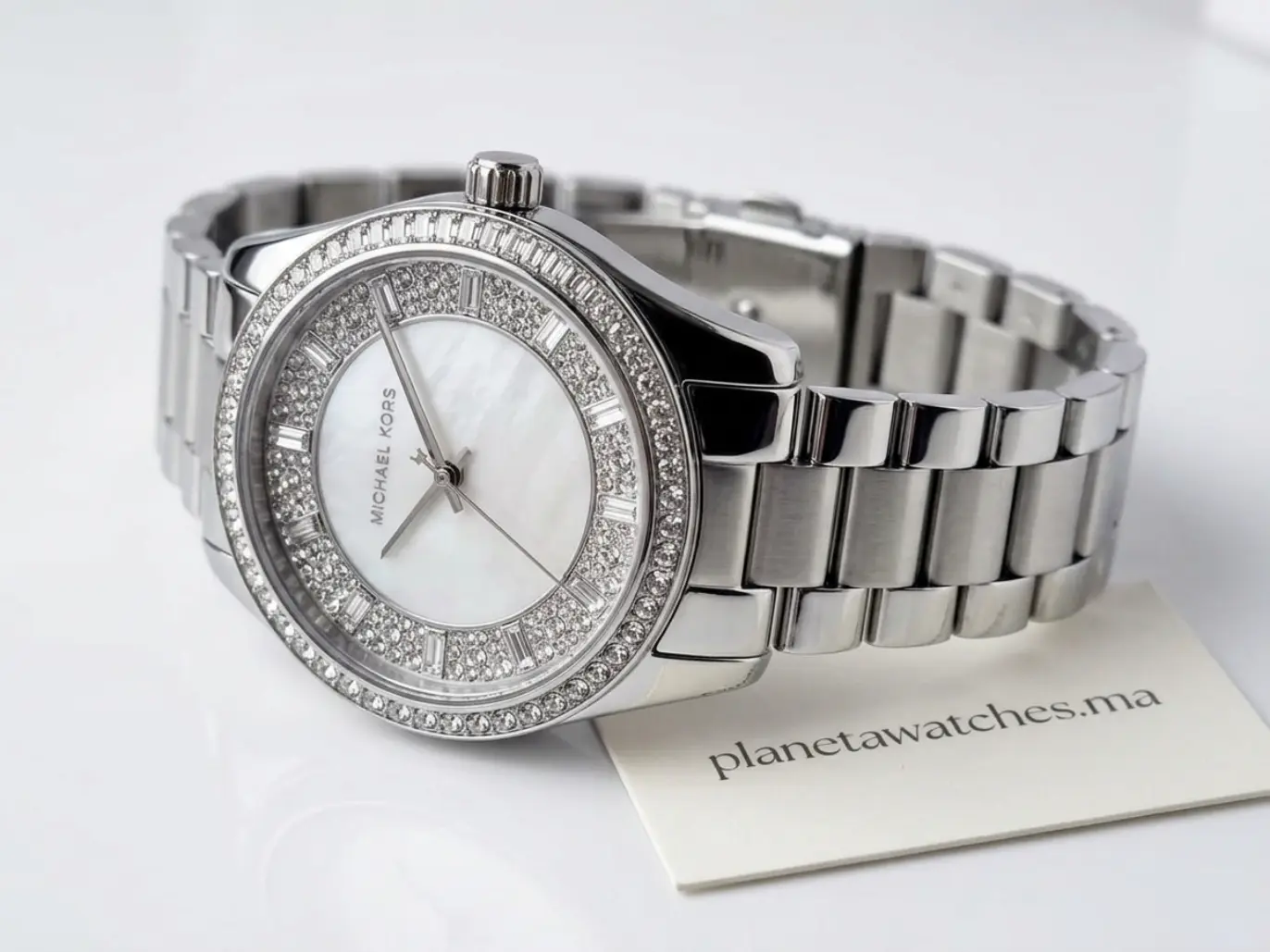 Montre Michael Kors MK7445 Lexington – Montre Femme Acier Argenté, Cadran Nacré et Cristaux - الصورة 2