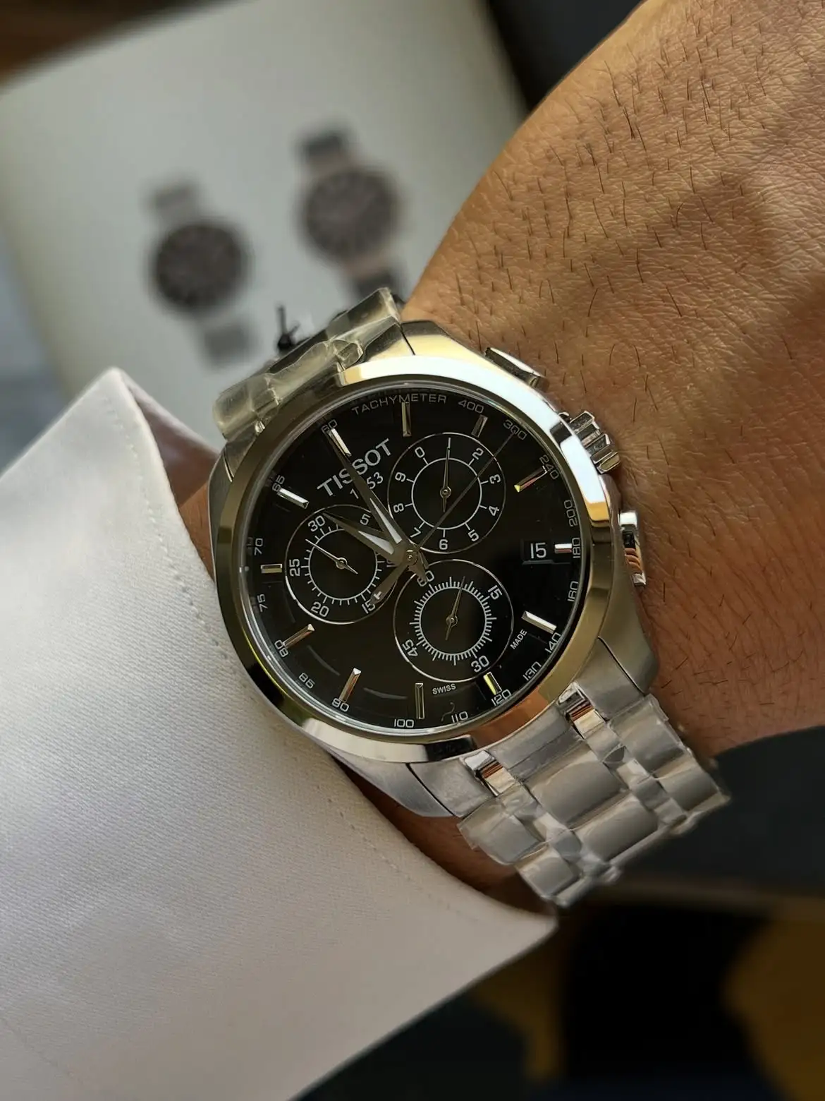 Montre Tissot Couturier Chronograph T035.617.11.051.00 Homme – Cadran Noir, Quartz Suisse – Image 3